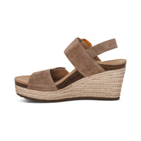 WOMEN'S AETREX ASHLEY ARCH SUPPORT WEDGE SANDAL | TAUPE