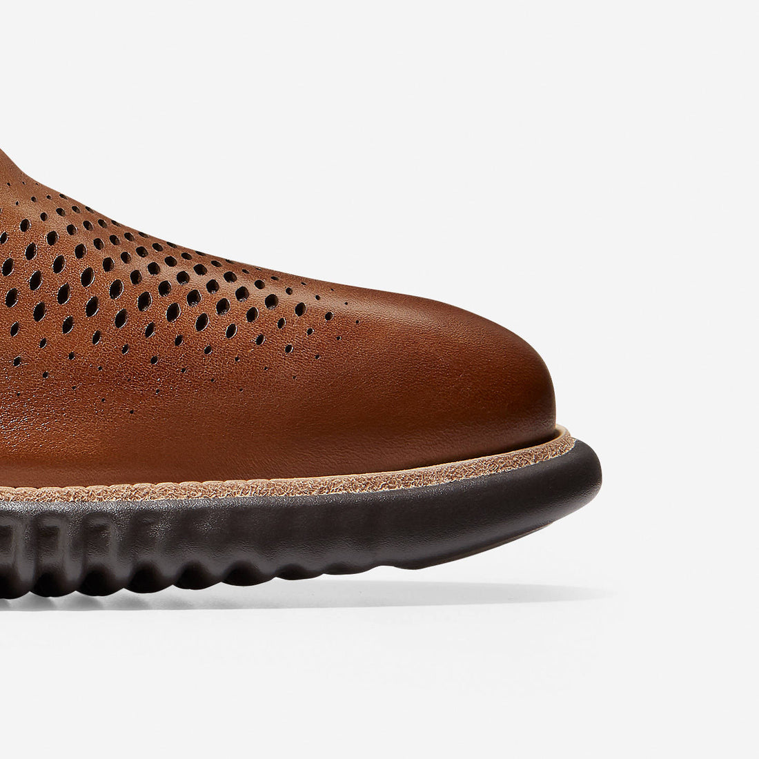 MEN'S COLE HAAN 2. ZERØGRAND LASER WINGTIP OXFORDS | BRITISH TAN / IVORY