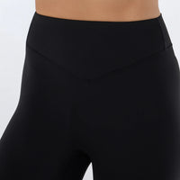 WOMEN'S TAVI HIGH WAISTED 7/8 SMOOTH RISE LEGGING | EBONY