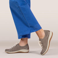 WOMEN'S AETREX DANA LACE UP OXFORD | WARM GREY