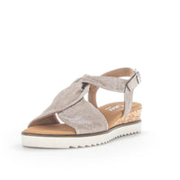 WOMEN'S GABOR 42.751.95 TWISTED VAMP BACK STRAP SANDAL | BEIGE METALLIC SHEEN