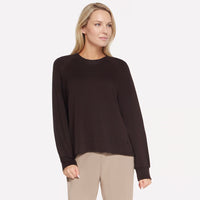WOMEN'S SKECHERS COZY LUXE CREWNECK | BROWN / CHESTNUT