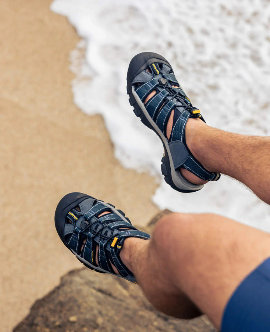 MEN'S KEEN NEWPORT H2 SANDAL | BLACK / STEEL GREY – Randy's Shoes