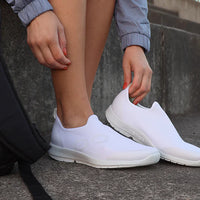 WOMEN'S OOFOS OOMG SPORT LOW SHOE | WHITE