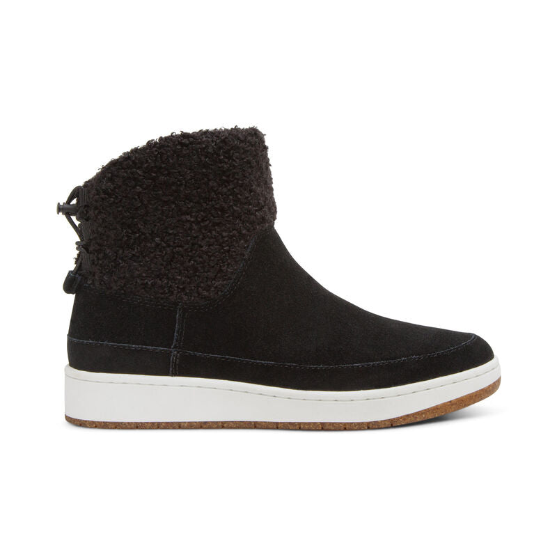 WOMEN'S AETREX WINNIE BOOT | BLACK