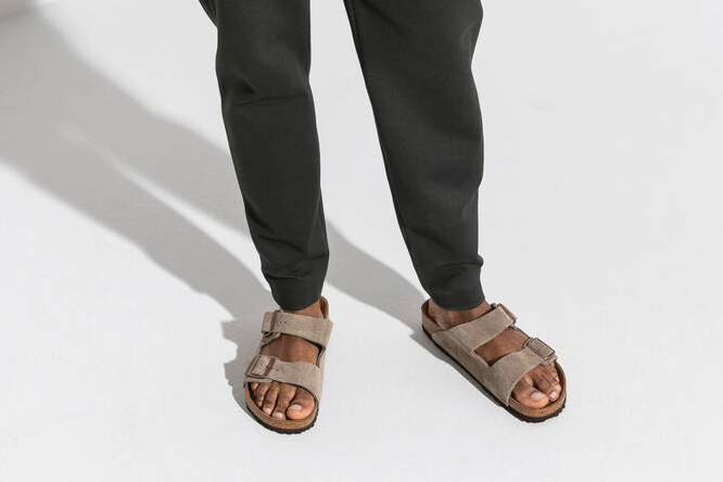 UNISEX BIRKENSTOCK ARIZONA SUEDE LEATHER | TAUPE – Randy's Shoes