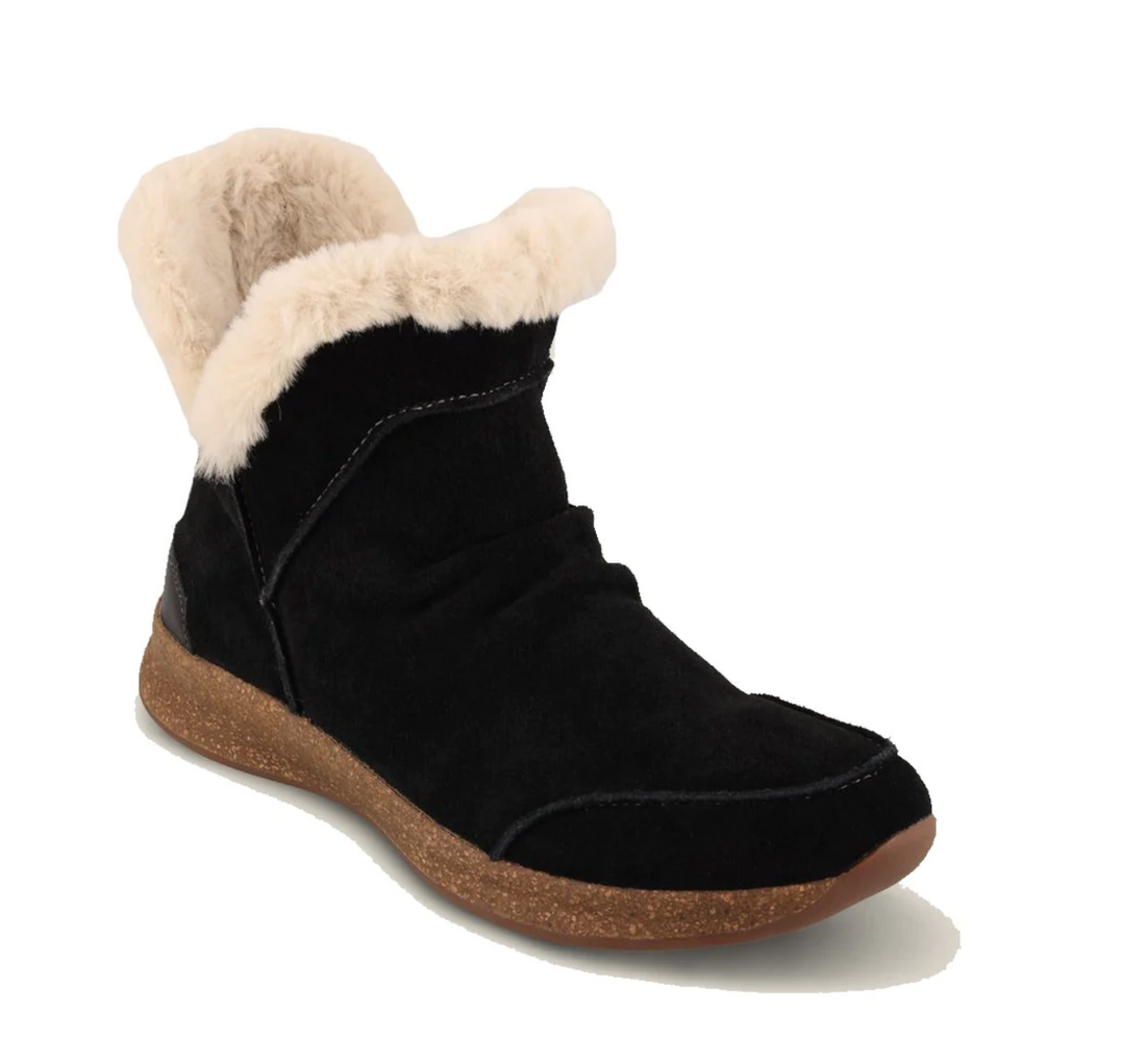 WOMEN'S TAOS FUTURE MID BOOT | BLACK SUEDE