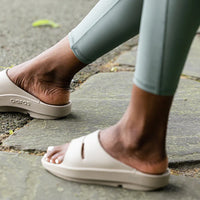 WOMEN'S OOFOS OOAHH SLIDE | NOMAD
