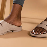 WOMEN'S OOFOS OOAHH SLIDE | NOMAD