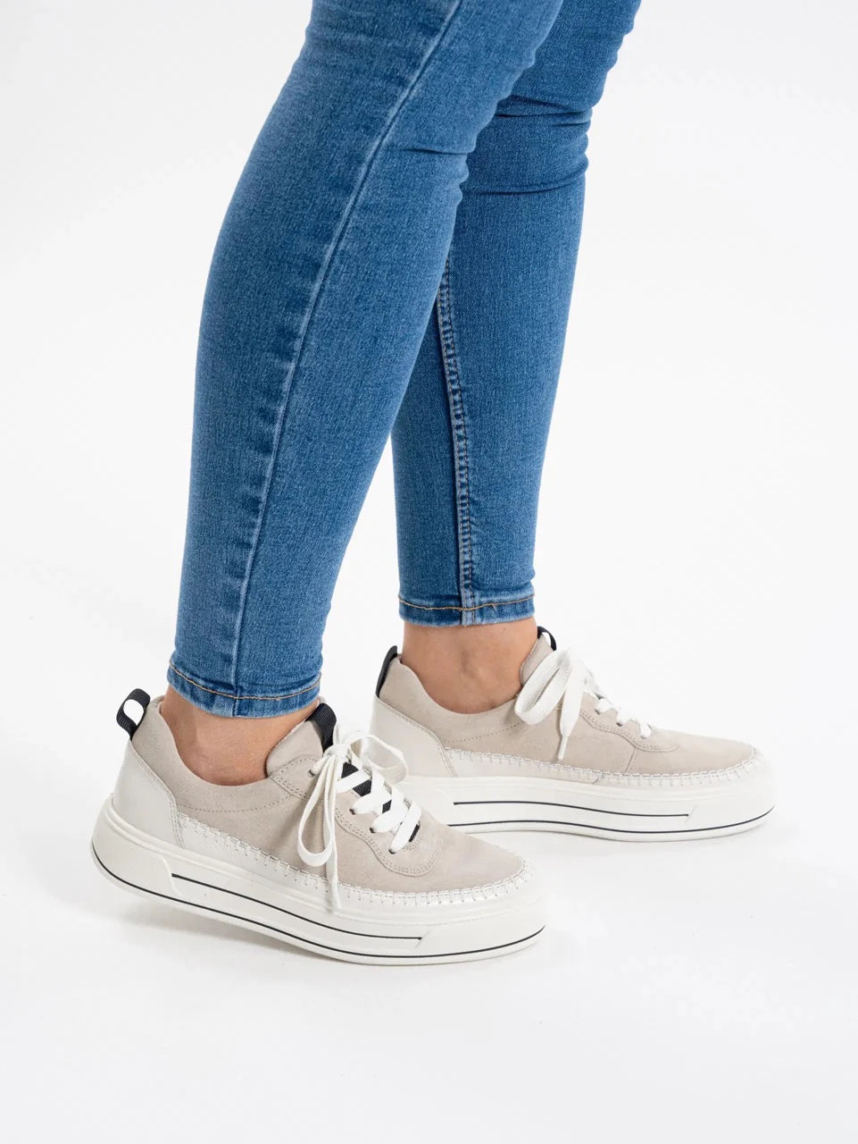 WOMEN'S ARA CORSICA SNEAKER | CREAM / SHELL