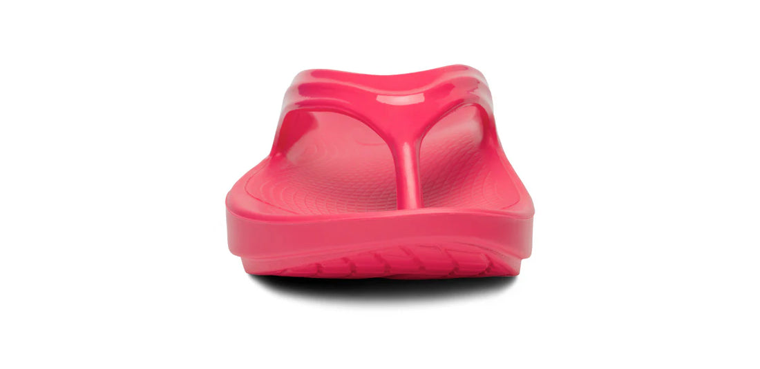 WOMEN'S OOFOS OOLALA SANDAL | NEON BERRY