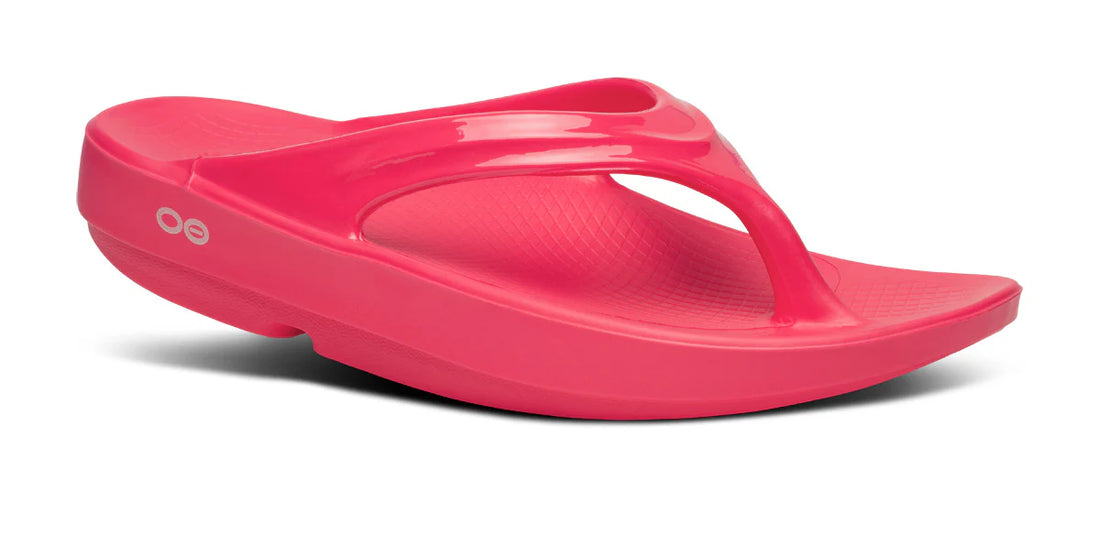 WOMEN'S OOFOS OOLALA SANDAL | NEON BERRY