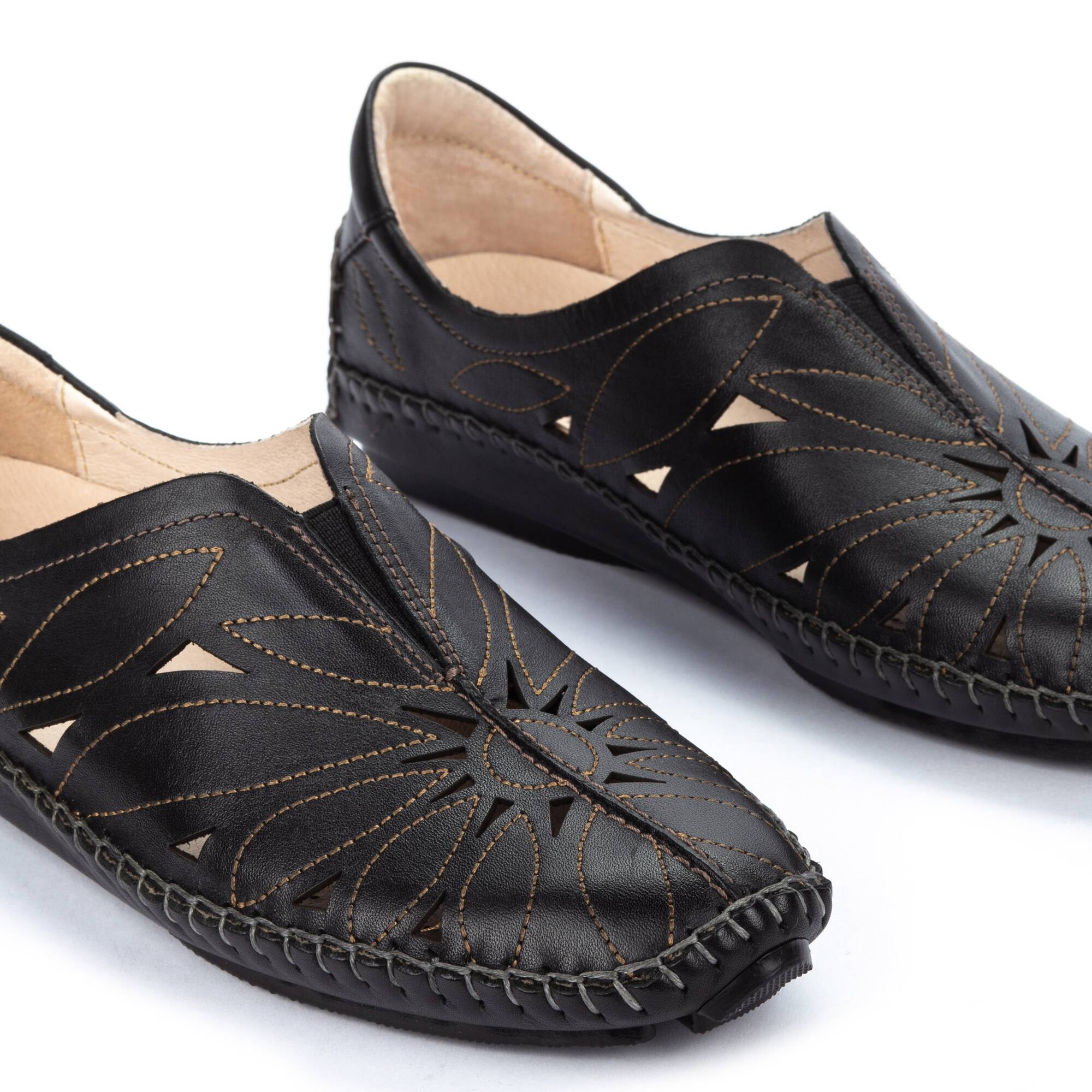 WOMEN'S PIKOLINOS JEREZ | BLACK – Randy's Shoes