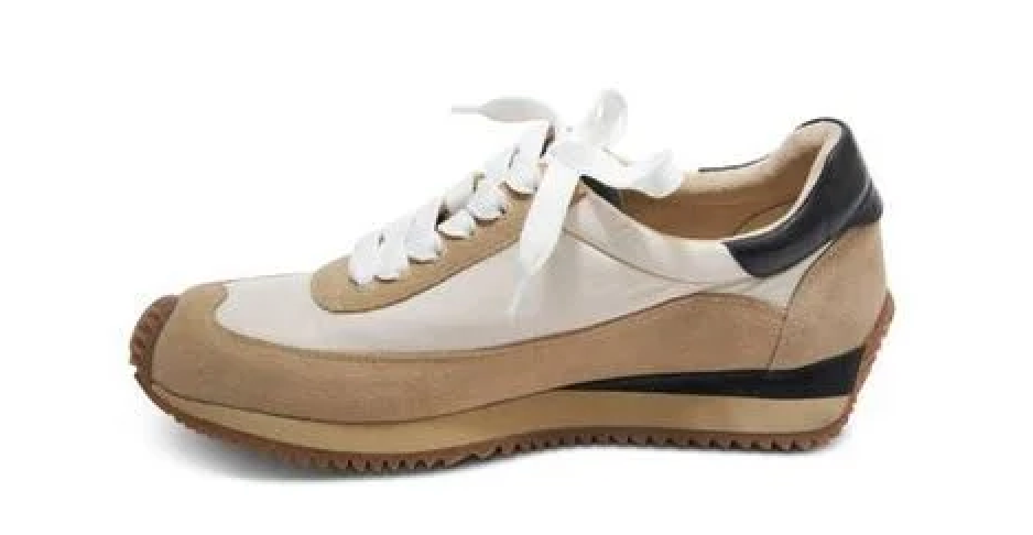 ルーニィ WOMEN'S VANELI QUEEN SNEAKER | BEIGE – Randy's Shoes