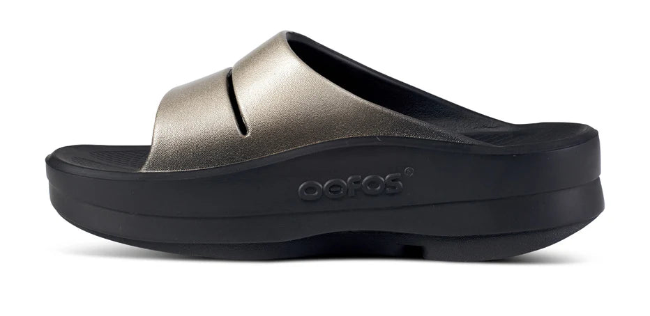 WOMEN'S OOFOS OOMEGA OOAHH SLIDE | LATTE – Randy's Shoes WOMEN'S OOFOS OOMEGA OOAHH SLIDE | LATTE – Randy's Shoes
