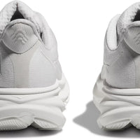 WOMEN'S HOKA CLIFTON 9 | WHITE / WHITE