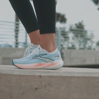 WOMEN'S BROOKS GLYCERIN 22 | ALMOND PEACH / LONDON FOG / ALMOND
