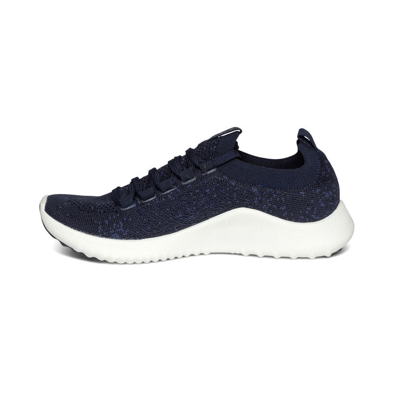 WOMEN'S AETREX CARLY SNEAKERS | NAVY