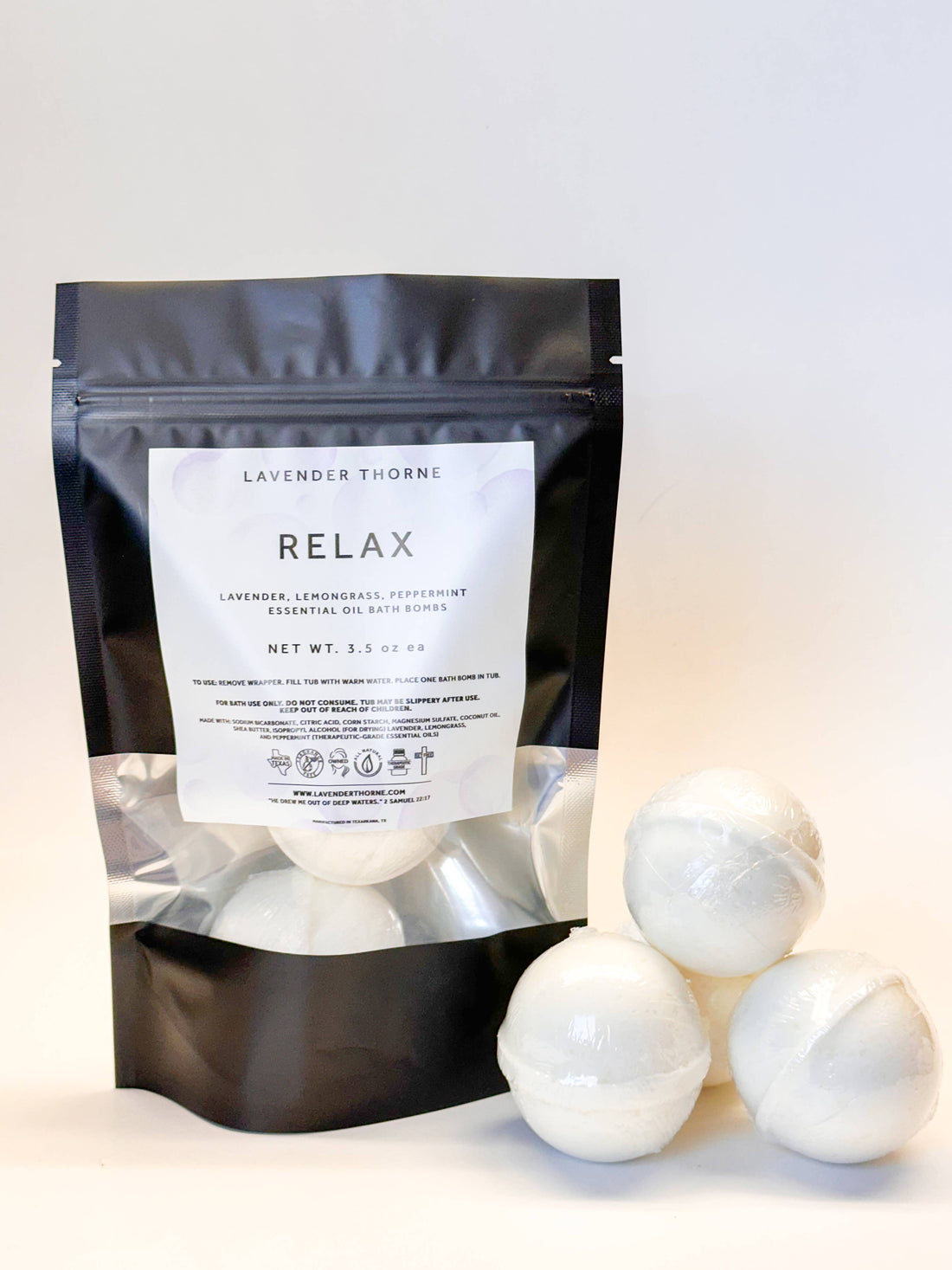 LAVENDER THORNE RELAX BATH BOMBS