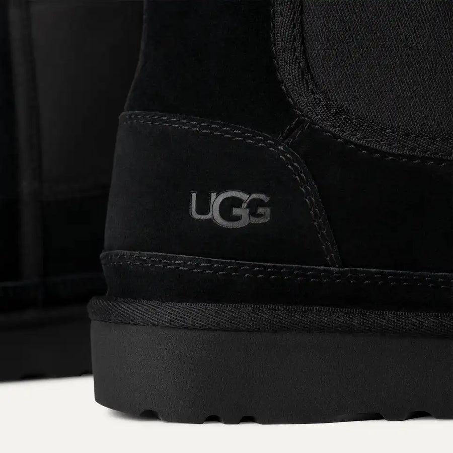 UGG MEN'S NEUMEL CHELSEA SLIPPER | BLACK