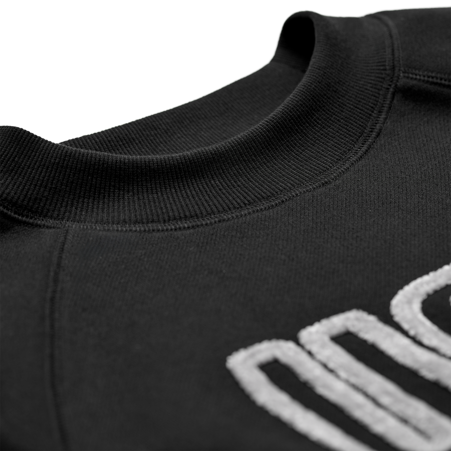 WOMEN'S UGG LOGO CREWNECK | BLACK