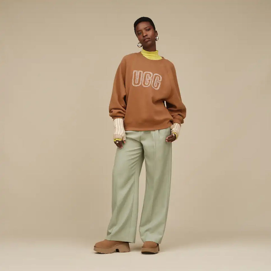 WOMEN'S UGG LOGO CREWNECK | CHESTNUT