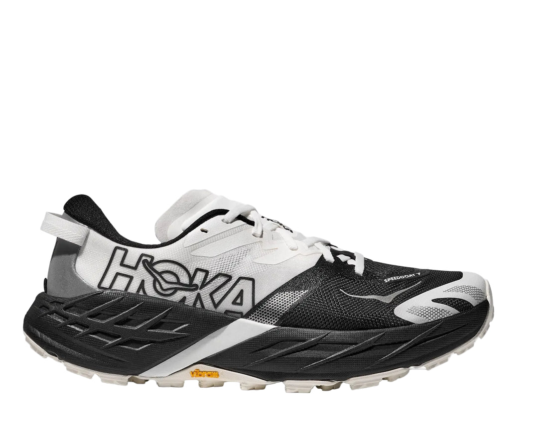MEN'S HOKA SPEEDGOAT 7 | BLACK | WHITE