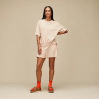 WOMEN'S UGG GOLDENSTAR GLEAM SANDAL | CHESTNUT