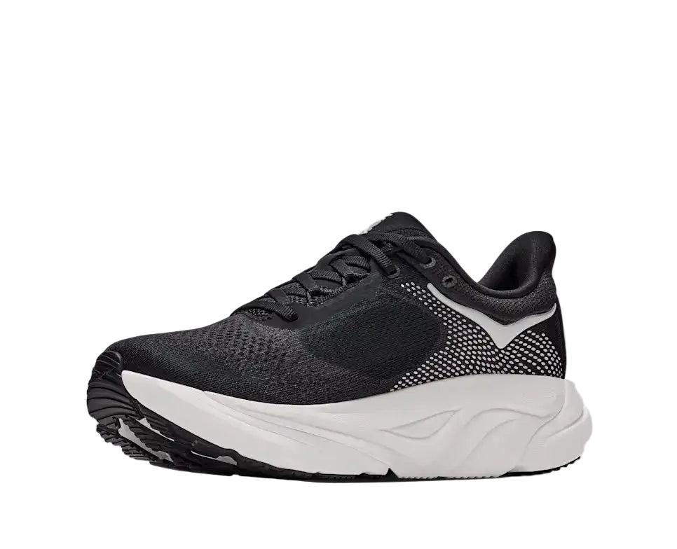 WOMEN'S HOKA ARAHI 9 | BLACK / WHITE