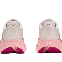 WOMEN'S HOKA CLIFTON 11 | ROSE CREAM / DEWY PINK