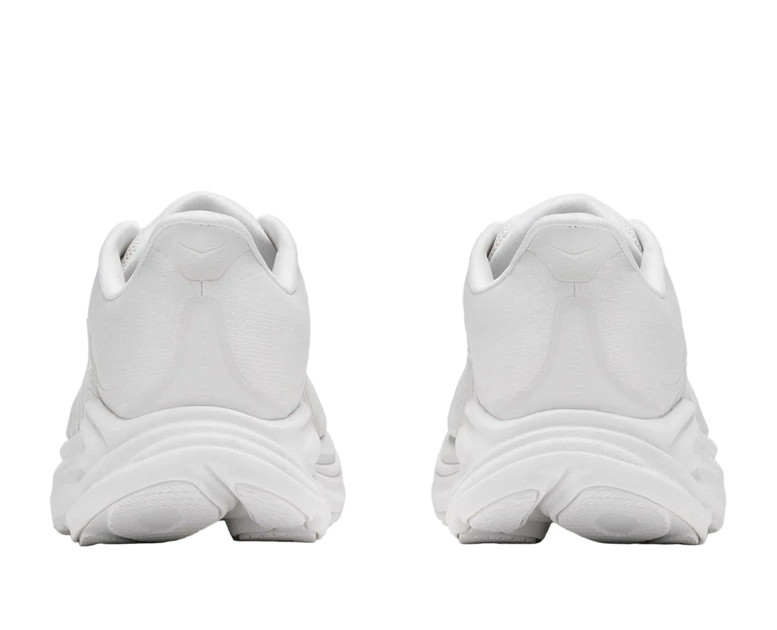 WOMEN'S HOKA CLIFTON 11 | WHITE | WHITE