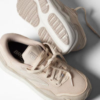 WOMEN'S BROOKS GHOST MAX SE | ALMOND PEACH / CHATEAU / COCONUT