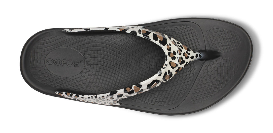 WOMEN'S OOFOS OOLALA SANDAL | LEOPARD