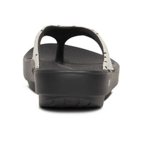 WOMEN'S OOFOS OOLALA SANDAL | PEBBLE