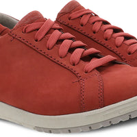 WOMEN'S DANSKO LEELA WATERPROOF | CHILI NUBUCK