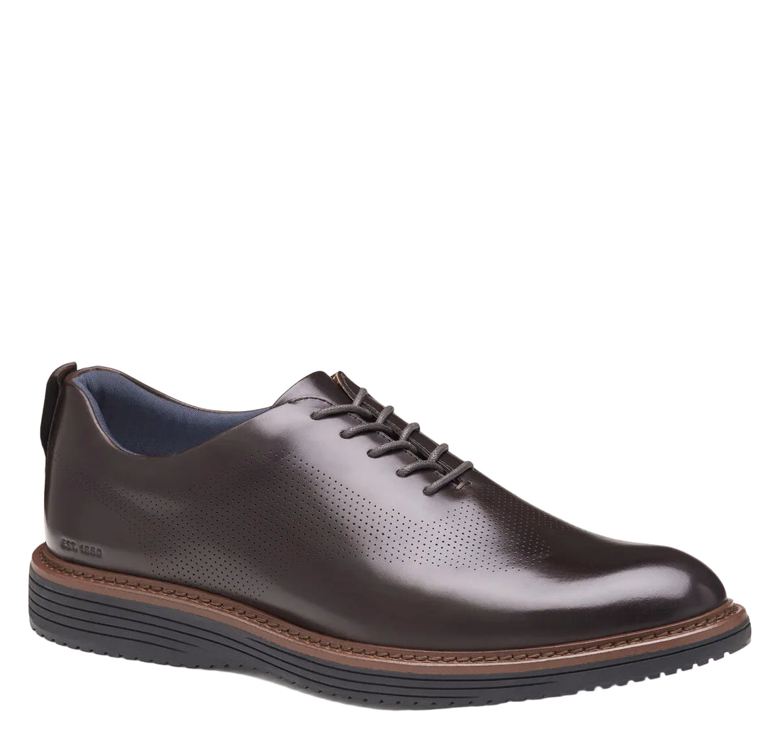 MEN'S JOHNSTON & MURPHY UPTON ONE-PIECE PERFED PLAIN TOE | MAHOGANY FULL GRAIN