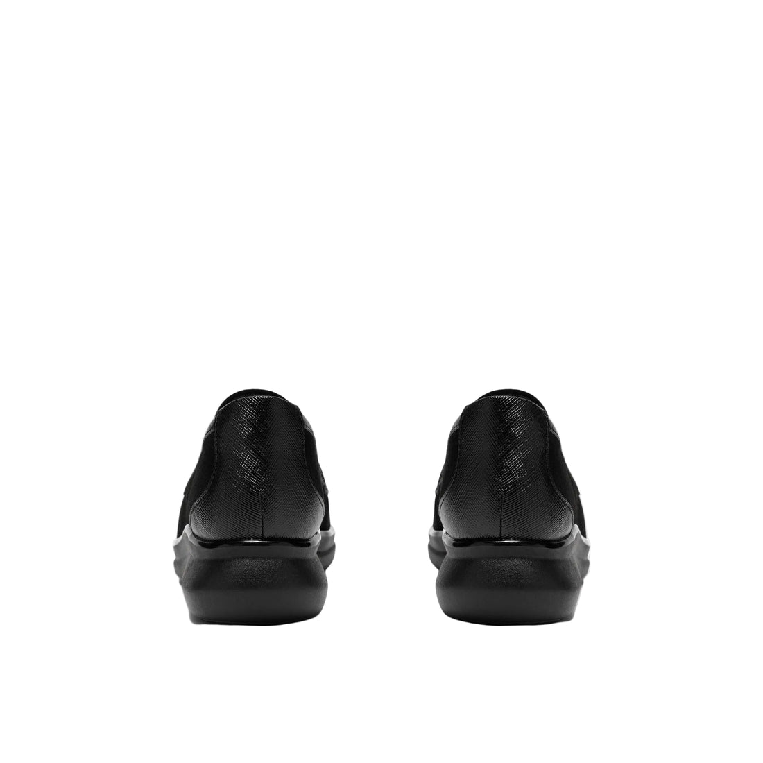WOMEN'S CLARKS LYNELL BAY | BLACK SUEDE