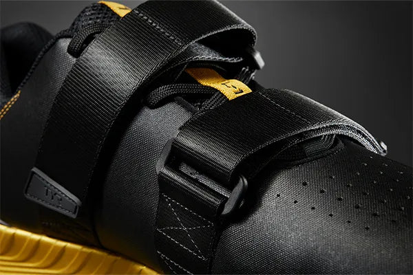 TYR L-1 トレーニングシューズ ブラック/ゴールド TYR L-1 Lifter TYR L-1 トレーニングシューズ ブラック/ゴールド TYR L-1 Lifter