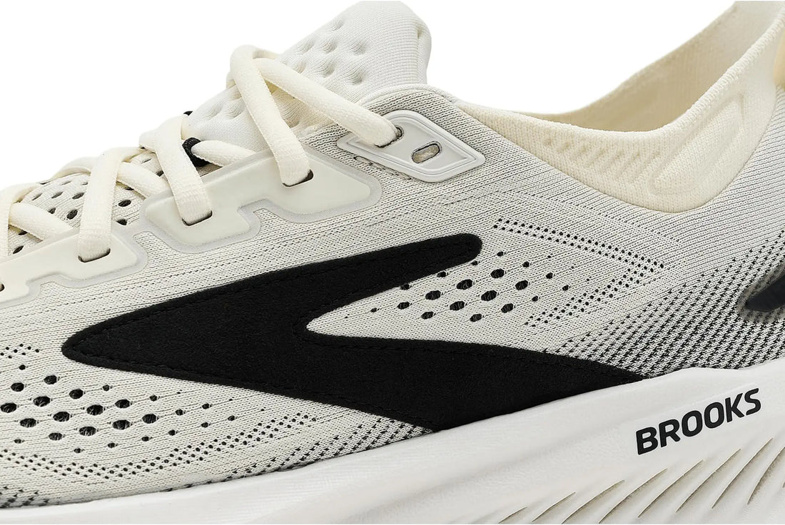 WOMEN'S BROOKS GLYCERIN 23 | WHITE / BLACK / BISCUIT