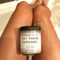 LAVENDER THORNE HEY THERE CUPCAKE SOAP SCRUB