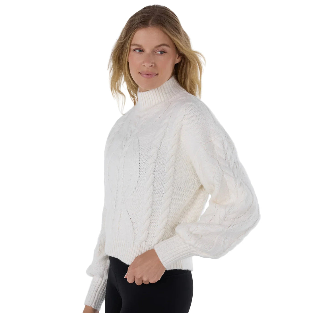 WOMEN'S TAVI HI LOW CABLE SWEATER | COCONUT