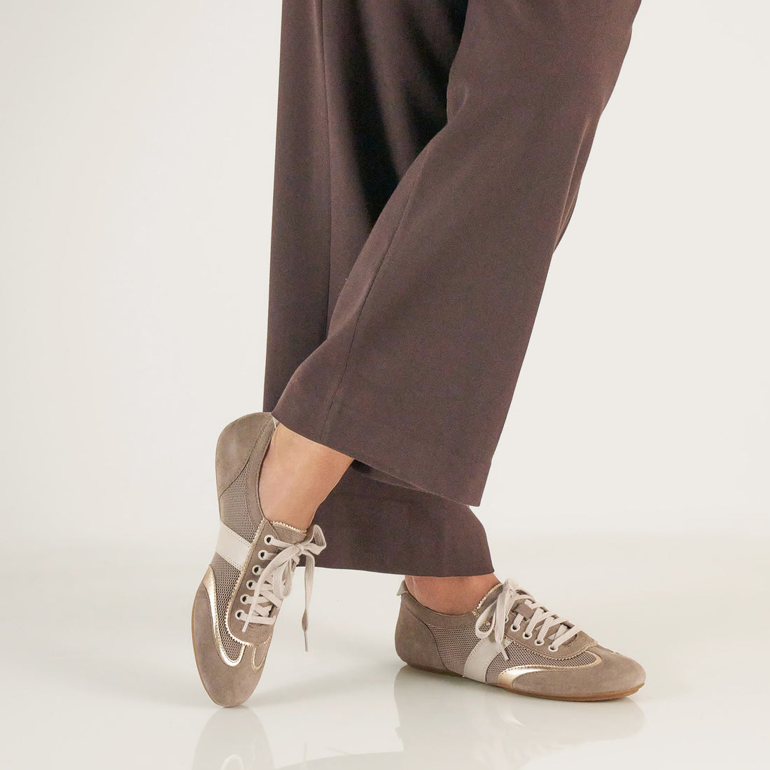 WOMEN'S DANSKO MILANA | TAUPE | GOLD SUEDE