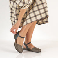 WOMEN'S DANSKO ROWAN MARY JANE | GREY | PEWTER