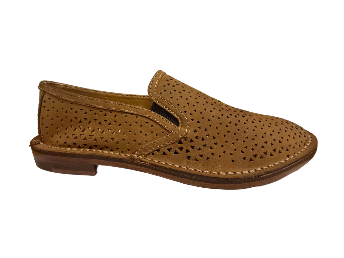 WOMEN'S MILWAUKEE BOOT CO. NELLIE SLIP-ON | CLAY