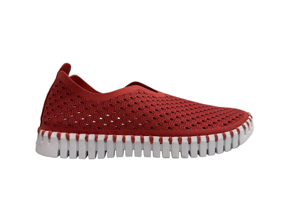WOMEN'S ILSE JACOBSEN TULIP 139 SLIP-ON | BAKED APPLE | WHITE