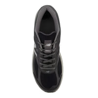 MEN'S NEW BALANCE 1540v3 | BLACK / CASTLEROCK