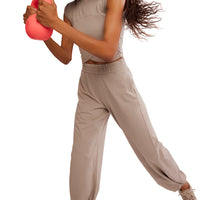 WOMEN'S FP MOVEMENT HOT SHOT CROSSOVER SET | PUMICE