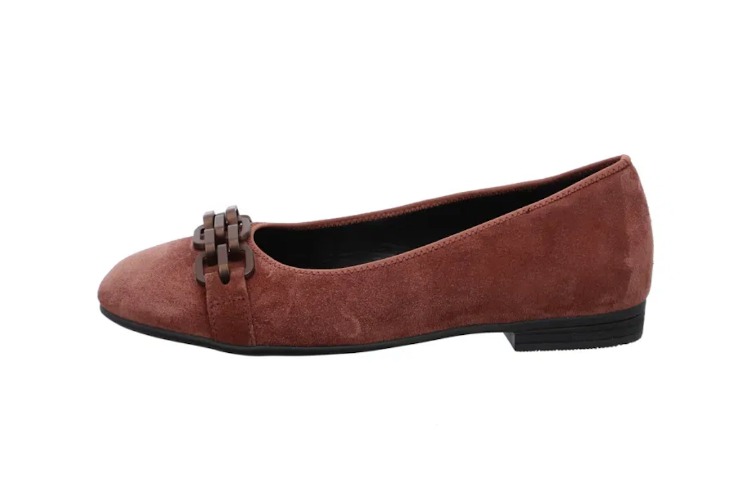 WOMEN'S ARA SCOUT BALLET FLAT CHAIN | TERRA