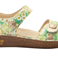 WOMEN'S ALEGRIA VIENNA | COMING UP DAISIES