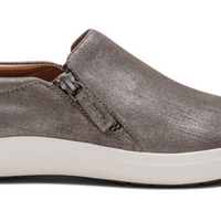 WOMEN'S AETREX JENNA SLIP-ON  | BRUSHED SILVER